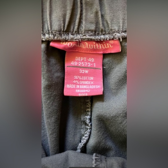 Woman Within Pants 🌺 - Picture 3 of 3